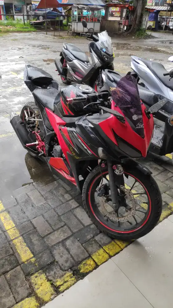 Di Jual MOTOR CBR 150R TAHUN 2019