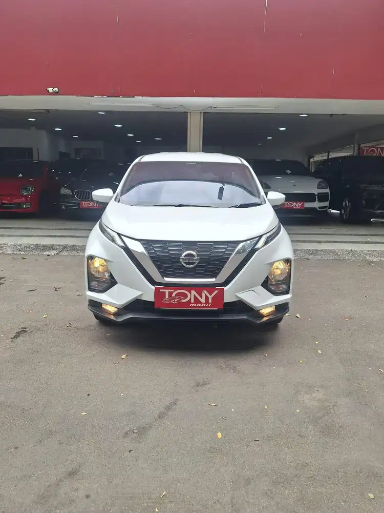 Nissan Livina VE AT 2019 Putih