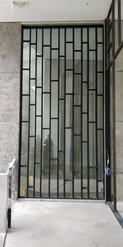 tralis pintu minimalis classic anti rayap