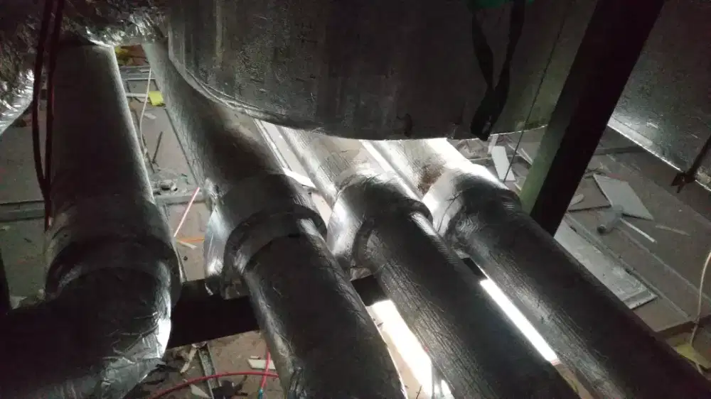 Pemasangan AC pipa ciller