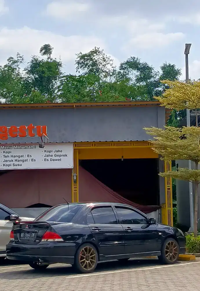 Mitsubishi lancer cedia cs5 2012