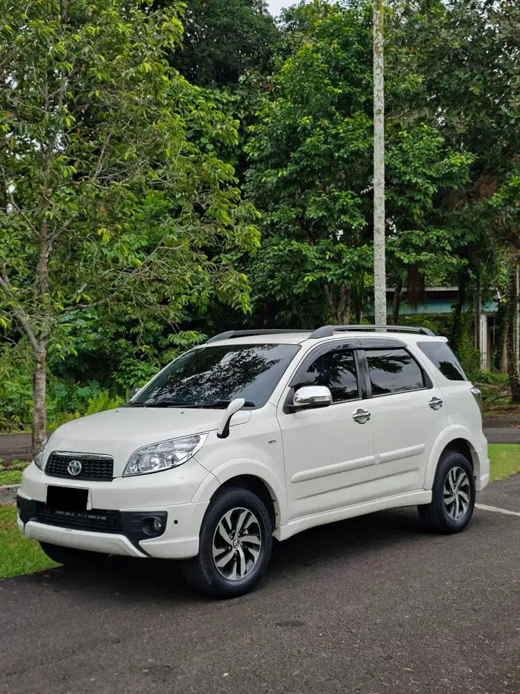 Toyota Rush 2015 Bensin