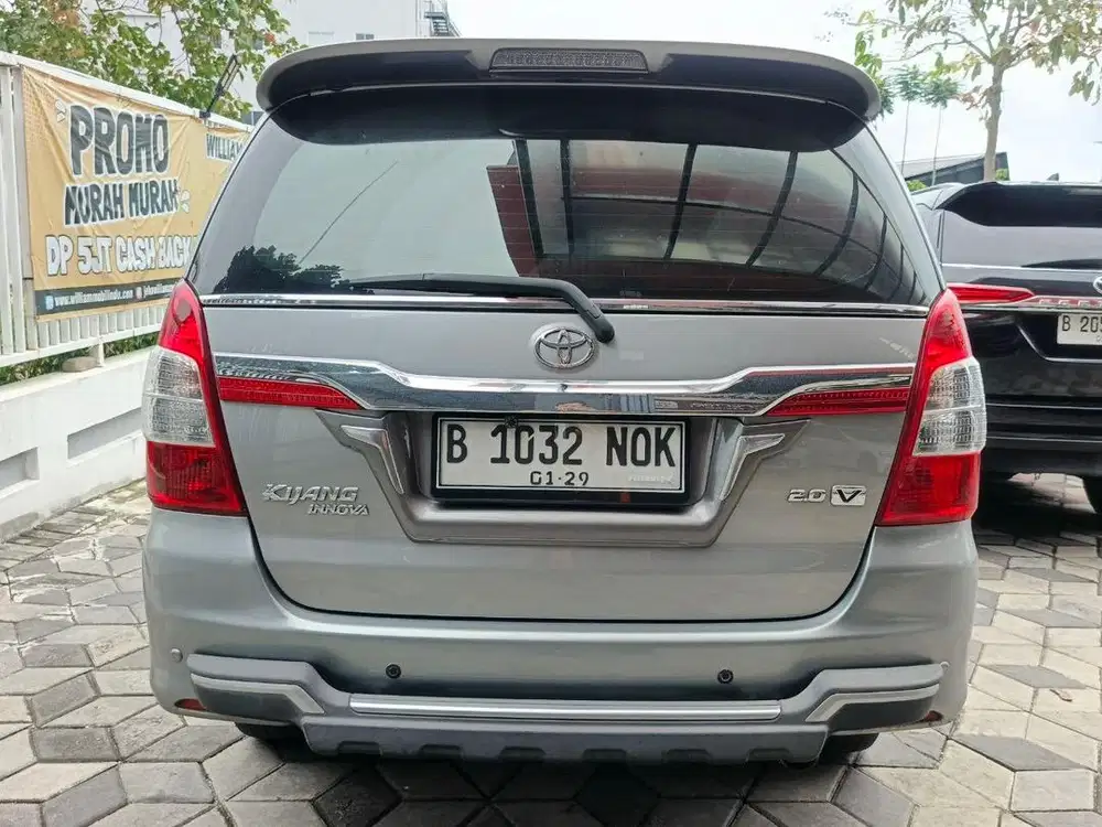Toyota Innova V  Matic Tahun 2015