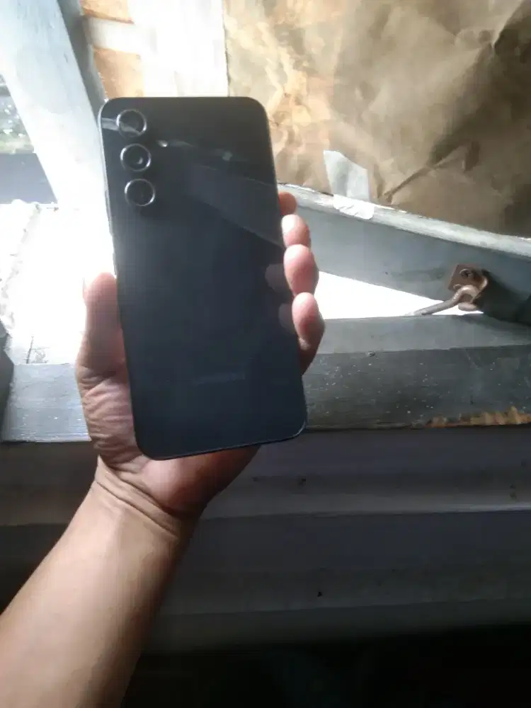 Du jual samsung galaksi a54 5g