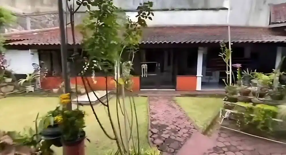 Rumah Klasik Gunung Rahayu Gunung Batu