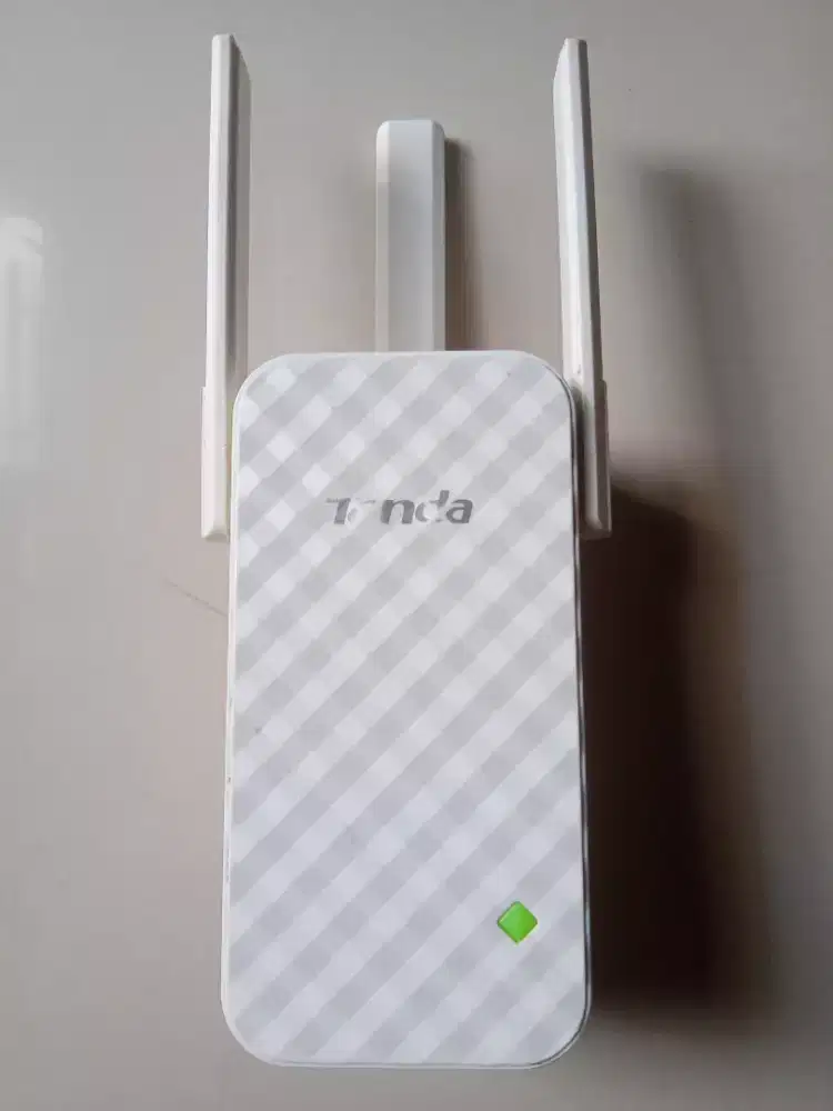 Range Extender/Repeater Tenda A12 v2