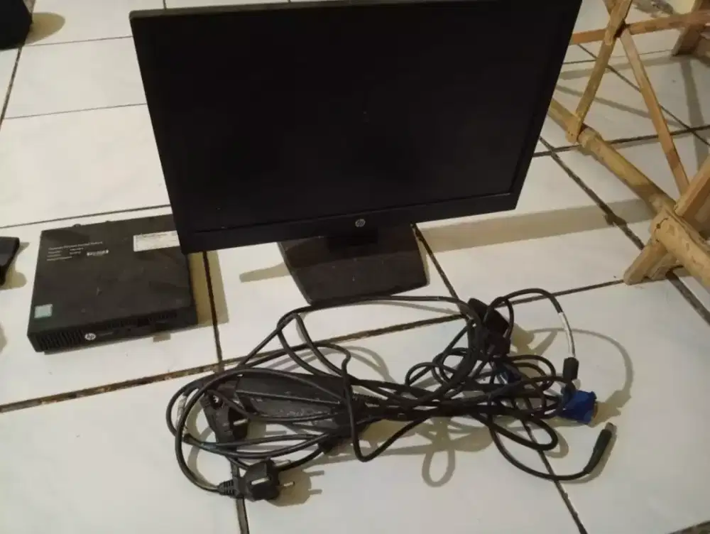 Dicari komputer rusak bekas