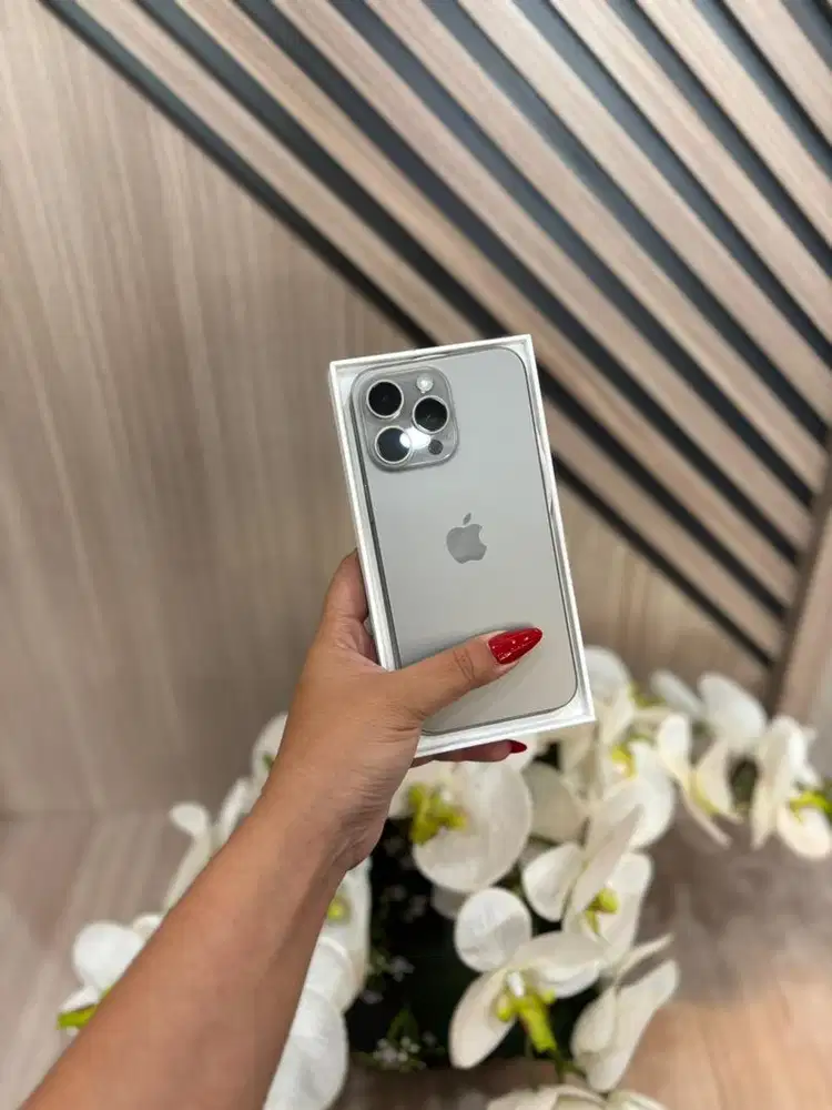 IPHONE 15 PROMAX 256 NATURAL