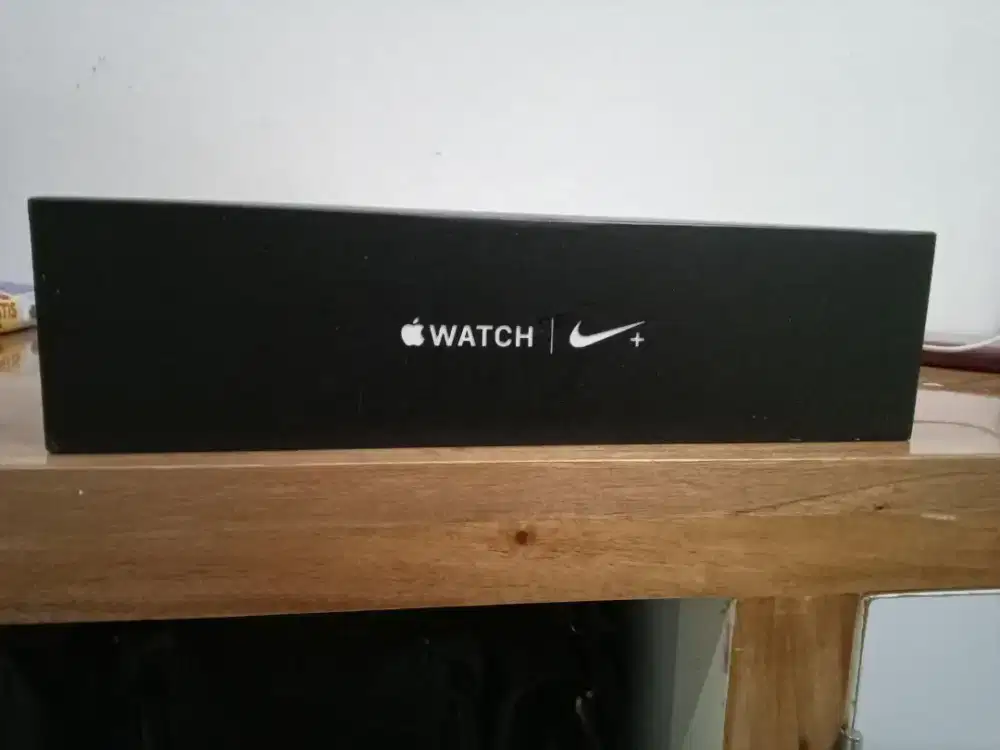 Iphone apple watch 4 series nike