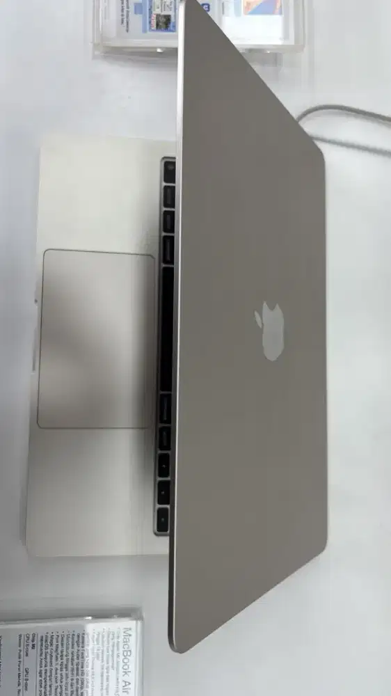 KREDIT MACBOOK CICILAN BUNGA RINGAN 0.88%
