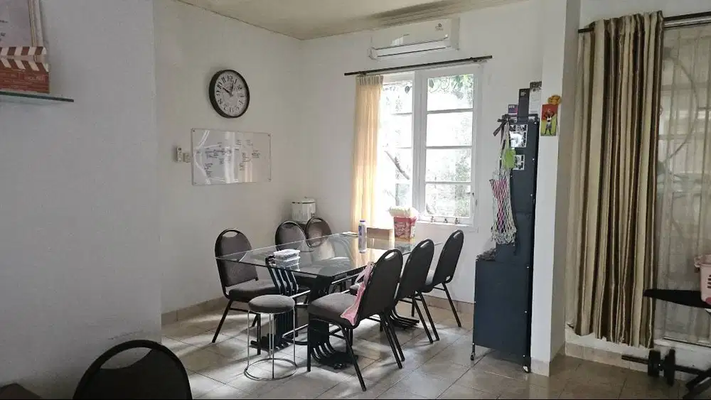 Dijual Rumah Strategis di Bintaro Tangsel OM-17032