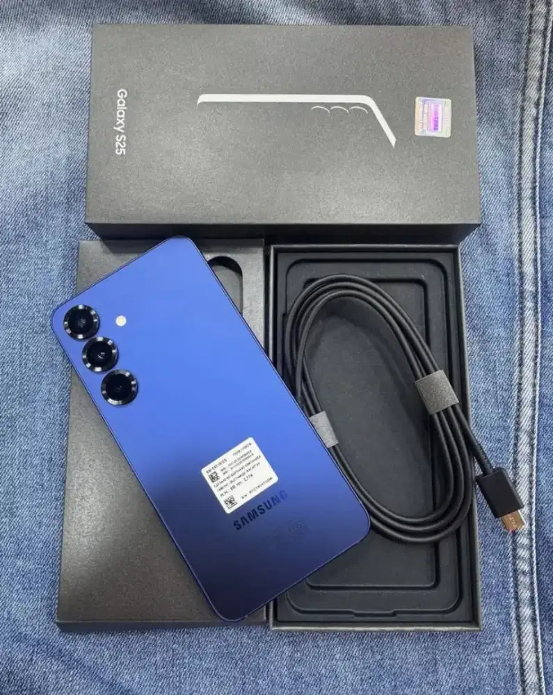 READY SAMSUNG S25 TERMURAHH FREE ADAPTER 25W GASSS STOK TERBATAS..!