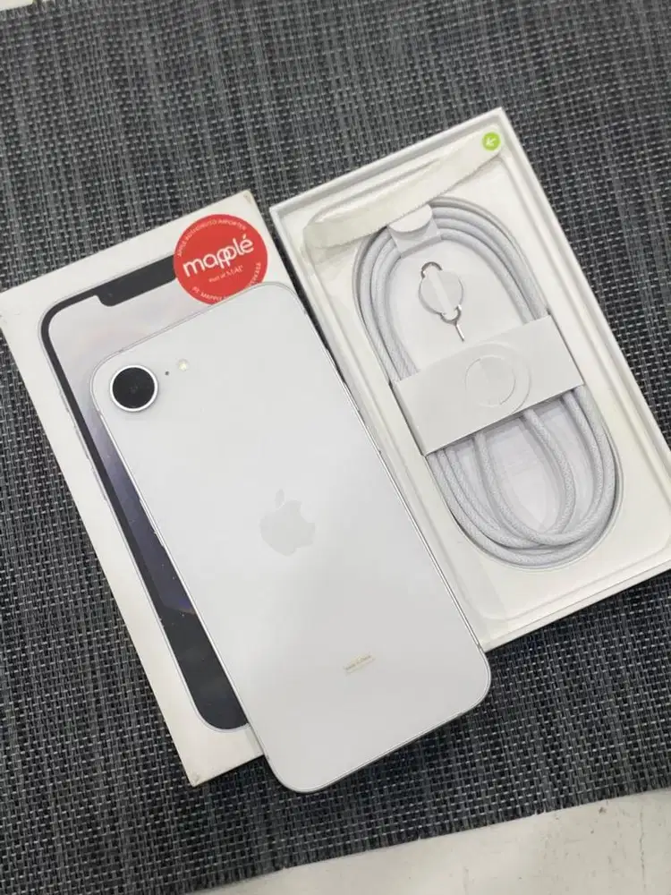 iphone 16e 128 ibox garansi panjang