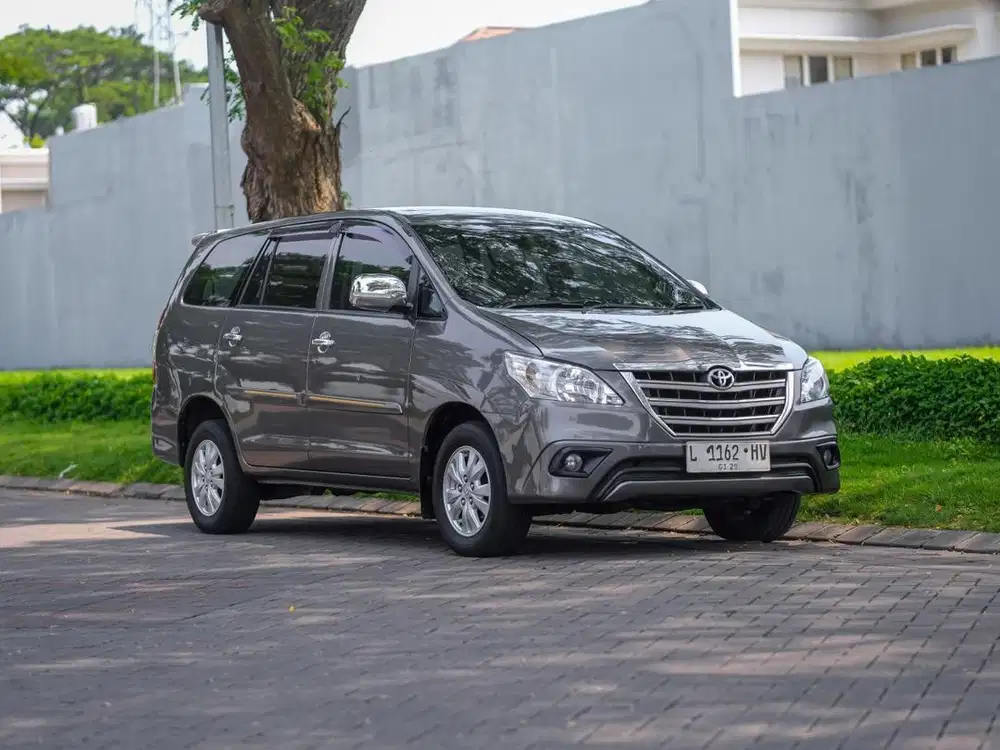 Toyota Innova 2.5 E 2013 Barong