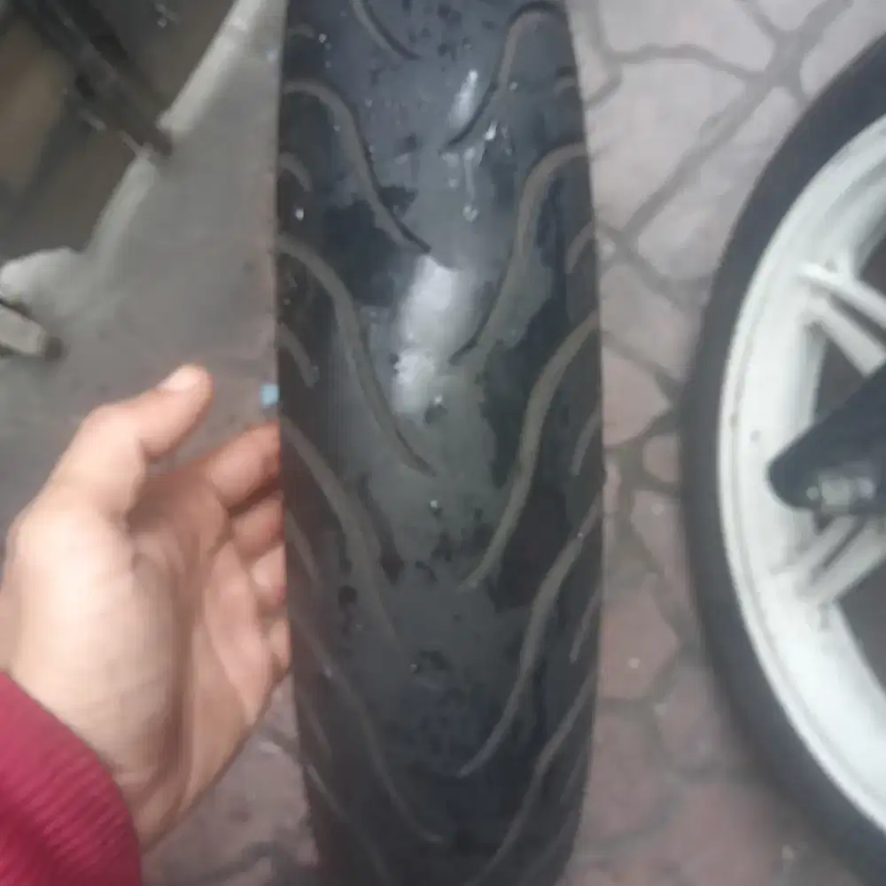 Ban matic Michelin 90/80 ring 14