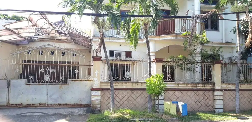 [Dijual Cepat] Rumah 2 Lantai Semolowaru Surabaya Timur