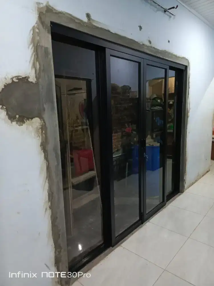 Partisi,sekat , pintu kaca sliding swing