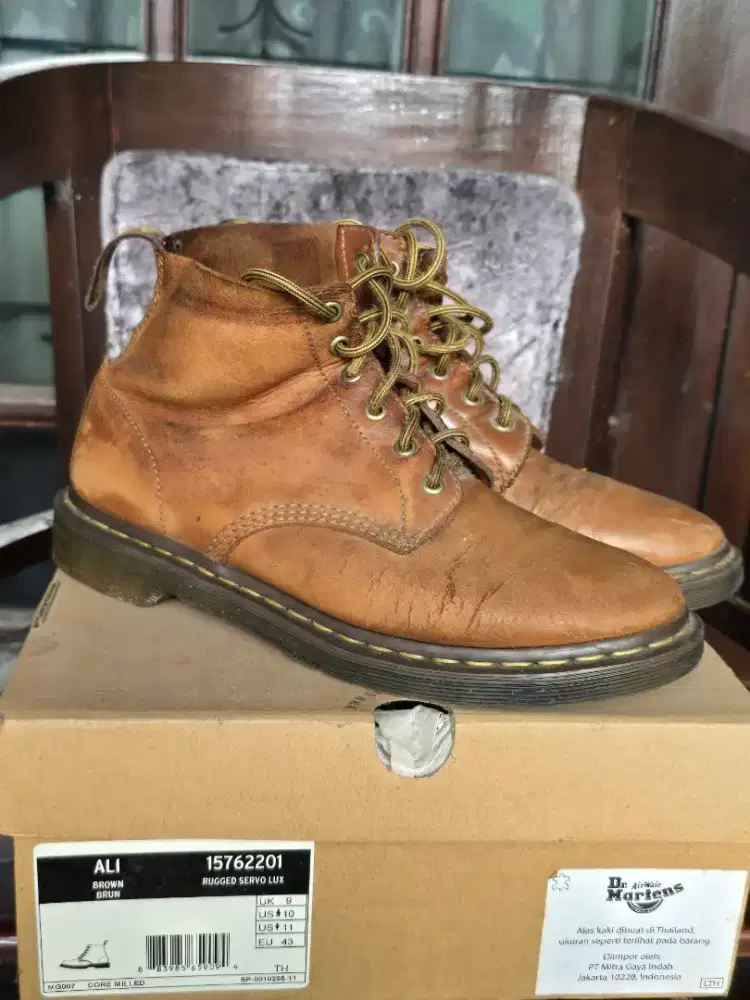 Sepatu pria Dr.martens Airwair