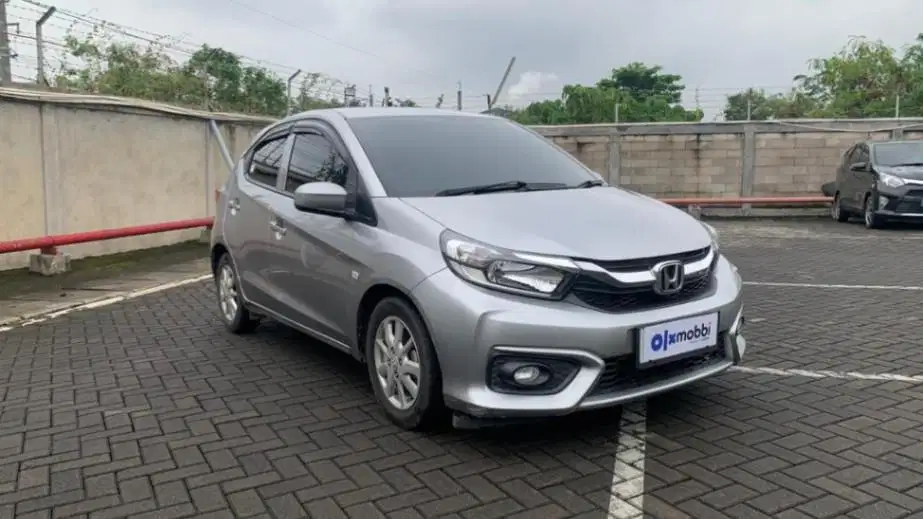 DP RENDAH Honda Brio Satya 1.2 E Bensin-AT 2019 UOM