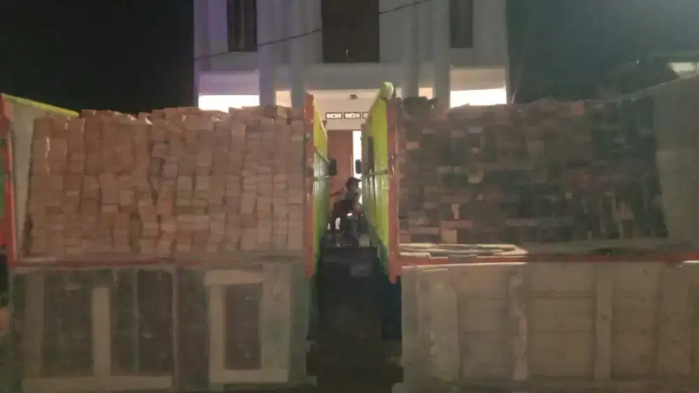 Bata Merah Press Jumbo