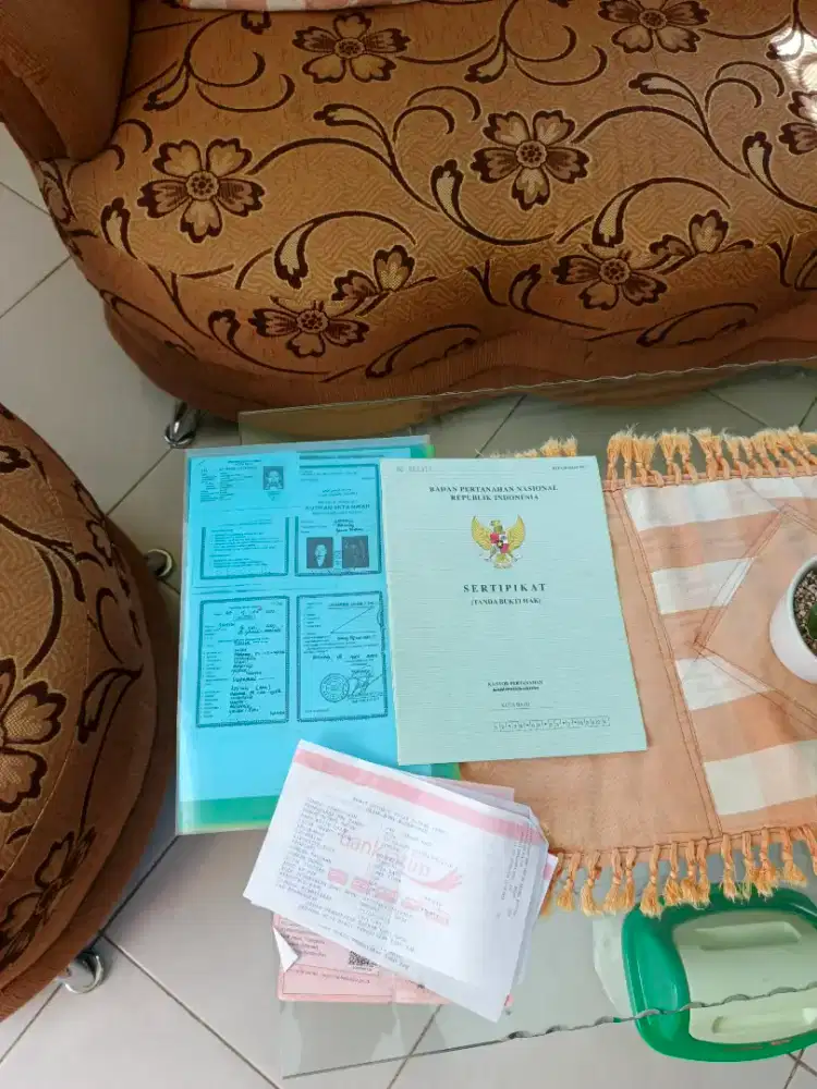 Rumah di jual karna mau pindah