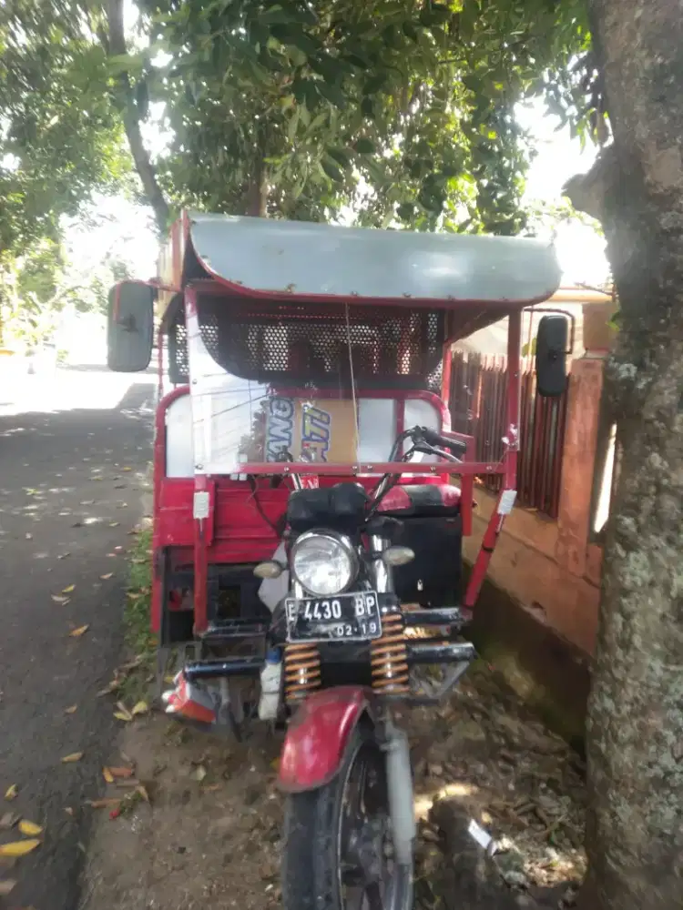 Motor Viar roda tiga. Surat komplit STNK bpkb
