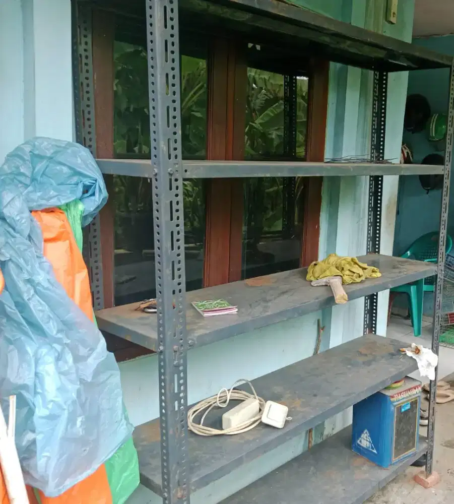 Rak besi dn rak ciki