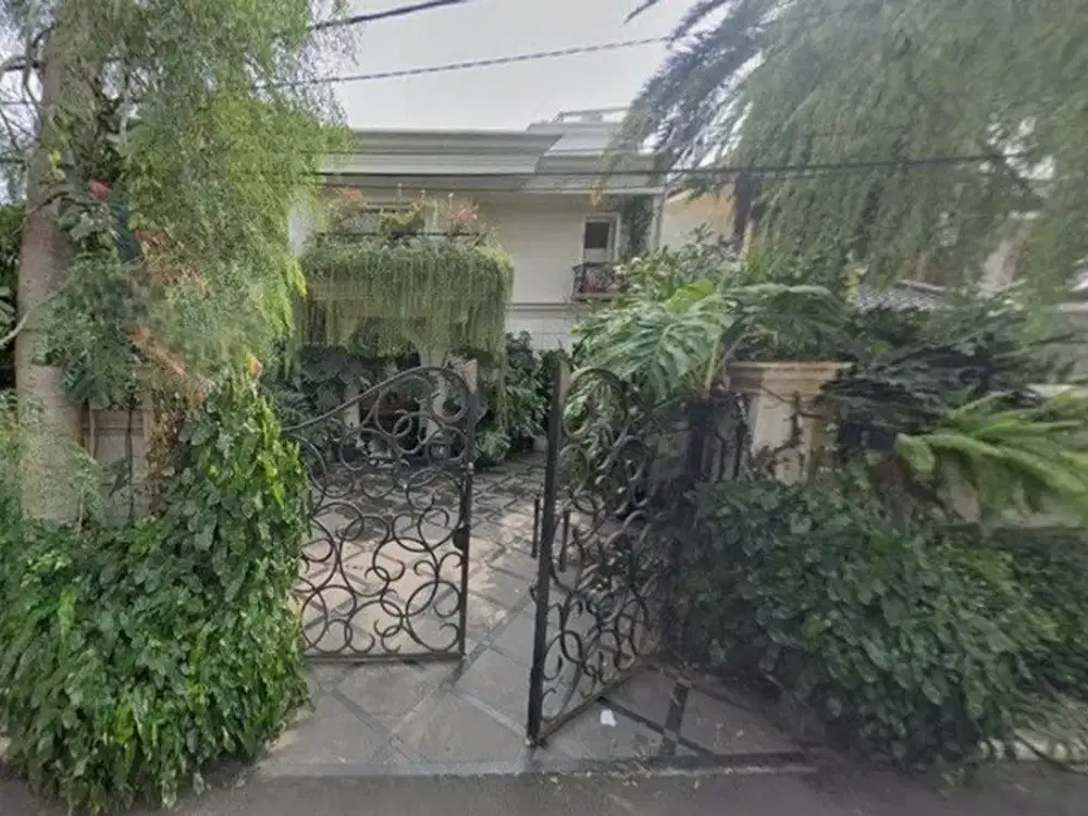 Rumah 2Lt Dengan Private Pool Di Tumaritis Cilandak, Dekat CBD Simatupang