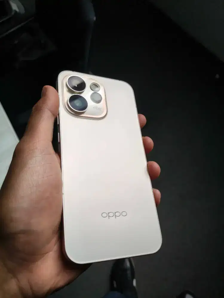 Pre-order RENO15 Series 5G
Pro Max 12/512GB