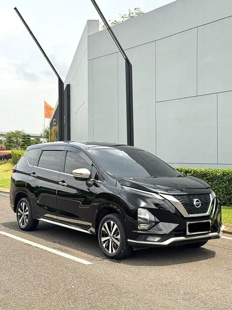 KM LOW 20RB! Nissan Livina VL 1.5 A/T 2022