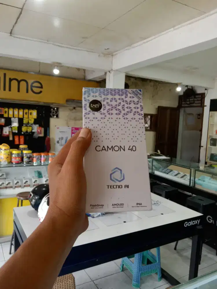 Berminat silahkan WA Tecno Camon 40 8+8/256 Garansi resmi 13bln