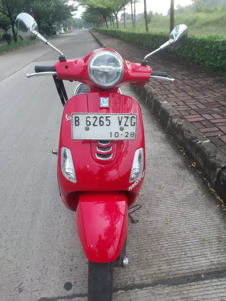 Di jual cepat vespa iget 125