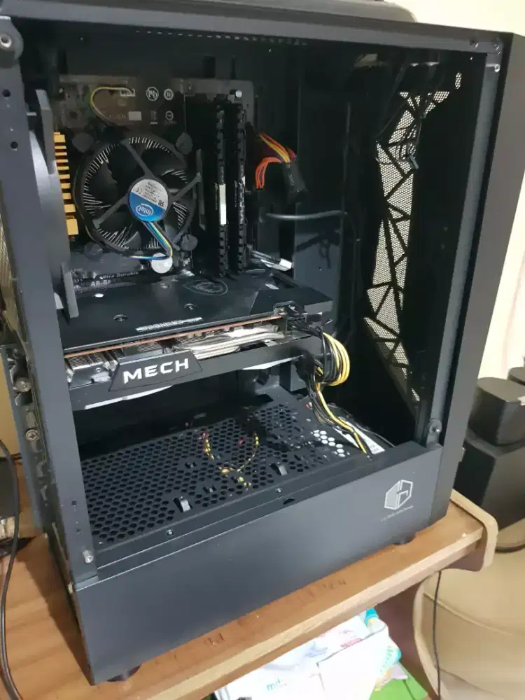 PC i7 4790k + Ram + PSU + RX6600 XT