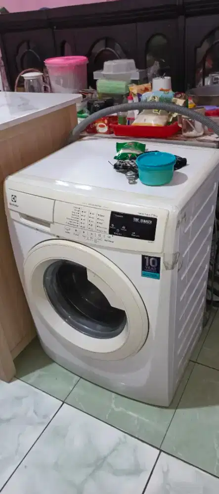 Mesin Cuci Electrolux Bekas