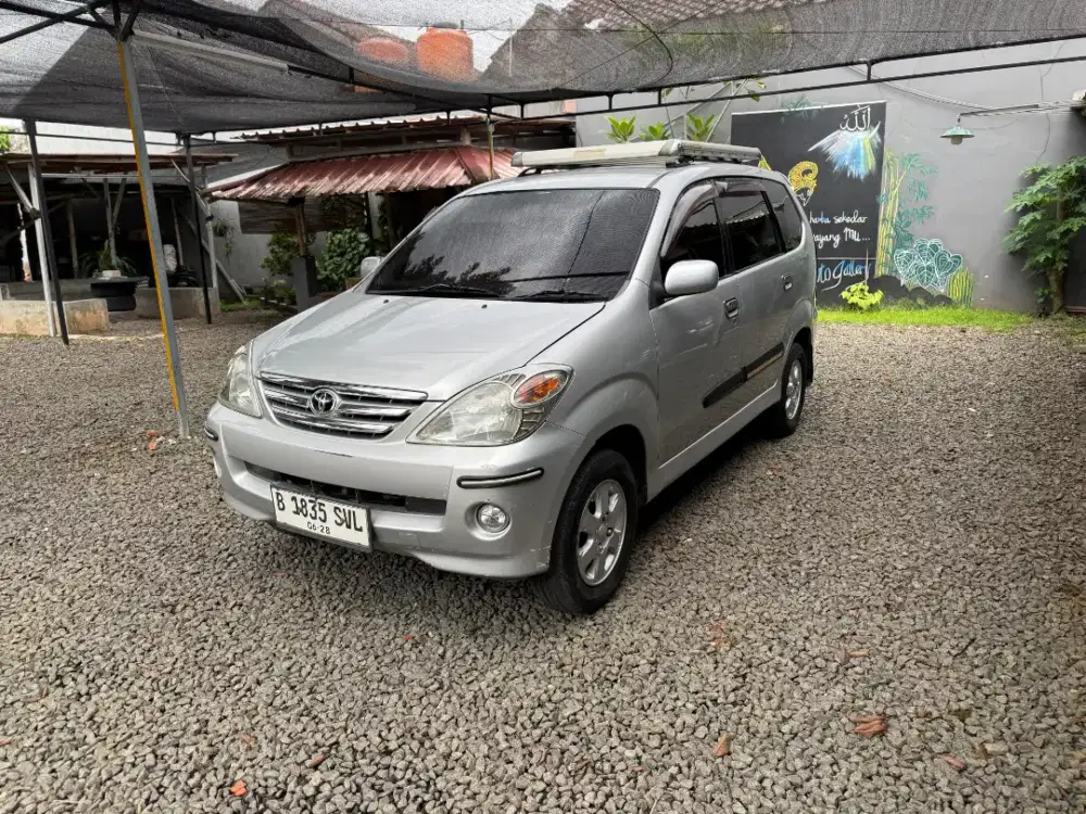 TOYOTA AVANZA G MANUAL 2004