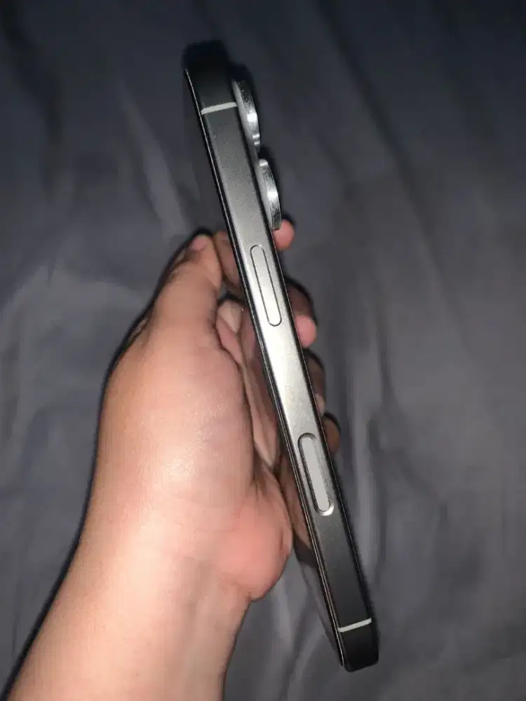 I phone 16 pro 256gb, titanium lengkap