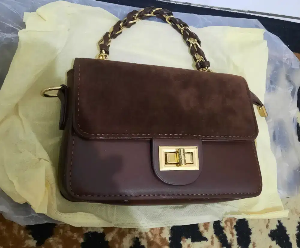 Tas jinjing (handbag) wanita