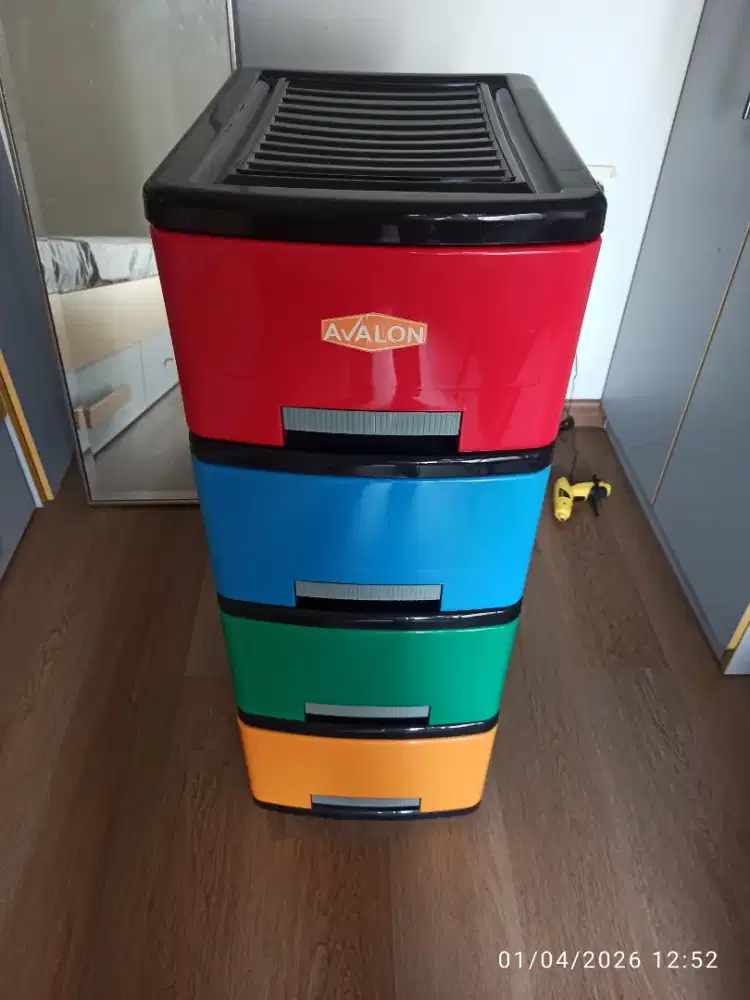 Dijual Avalon drawer laci 4tingkat bekas