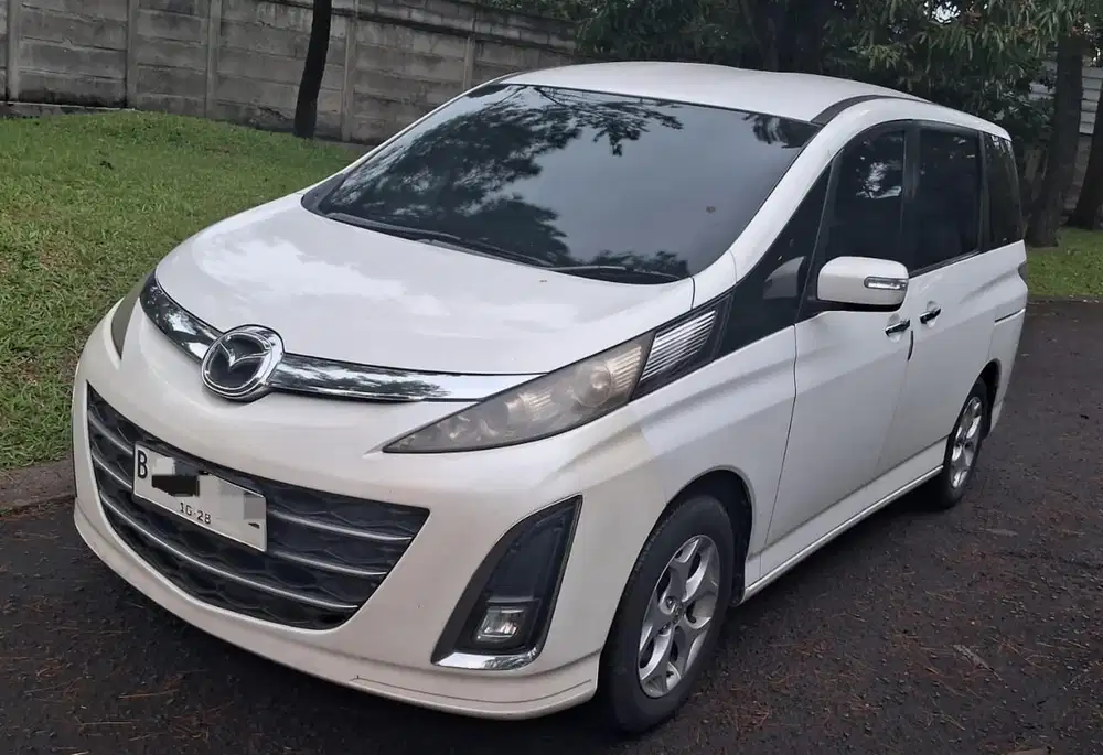 Mazda Biante 2013 Bensin