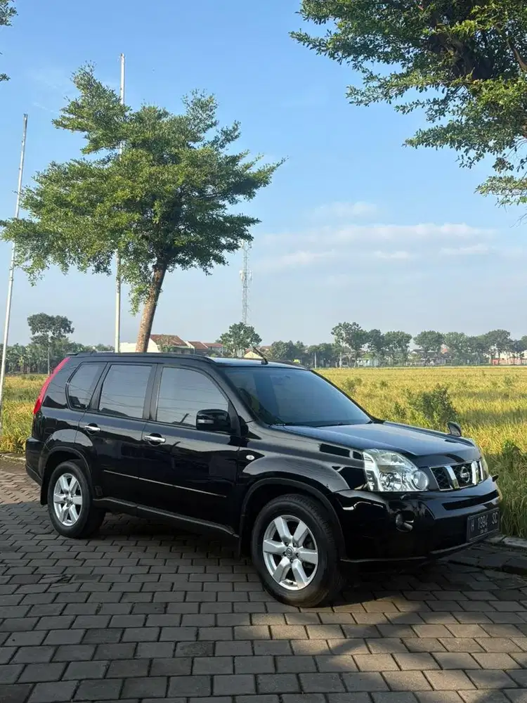Nissan Xtrail 2.5 ST ORISINIL PLAT H Tangan 1 Terawat