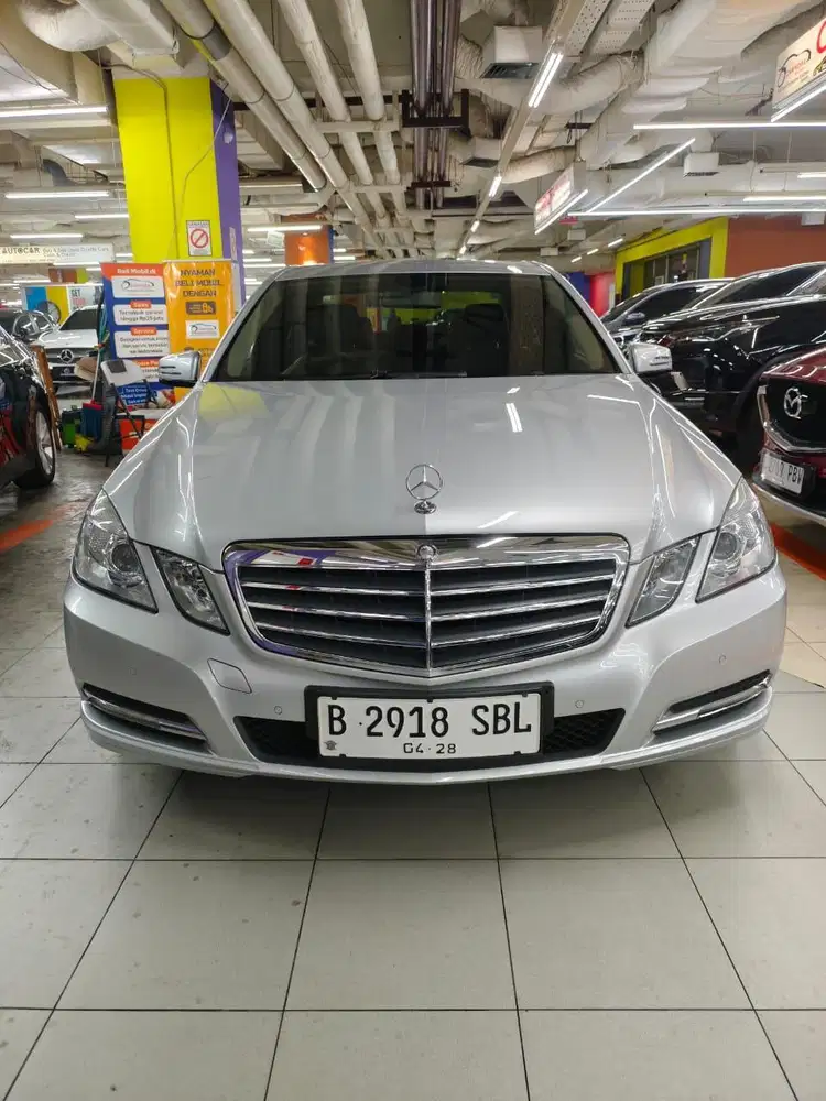 Mercy E200 2012 matic dp ringan low km record