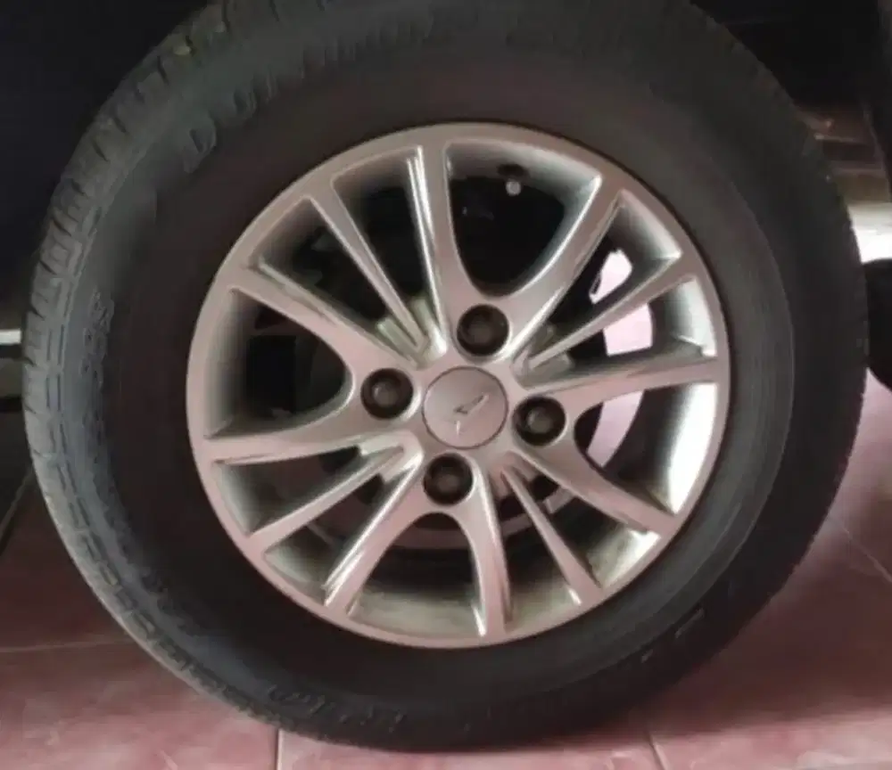 Velg r14 xenia R pcd 114 1 set 4 ban