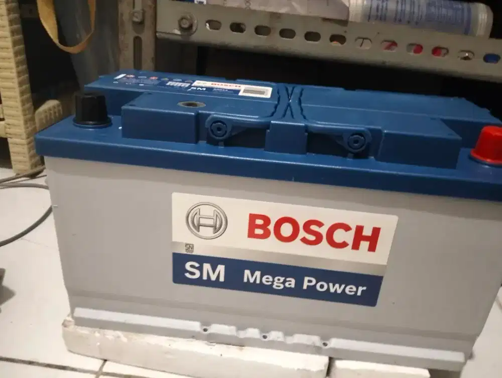 AKI BOSH DIN 100AH BMW MERCY AUDY CHEVROLET FERARI VOLVO COPOTAN