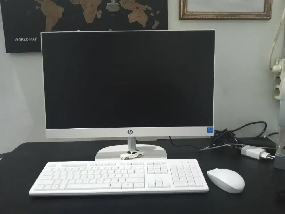 HP PC AIO 24-CR0223D White Core i5