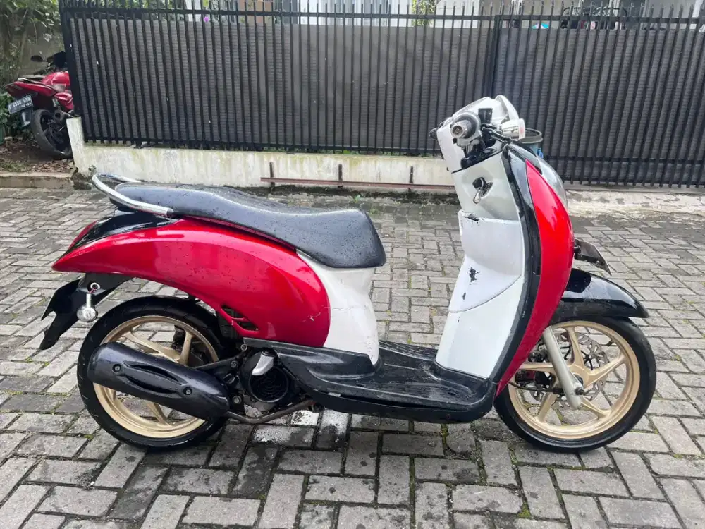 Honda scoopy 2011 plat B BPKB sja