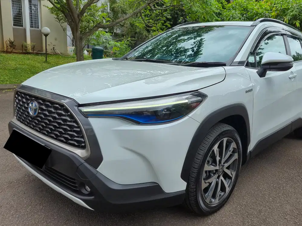 Toyota Corolla Cross HYBRID at 2021