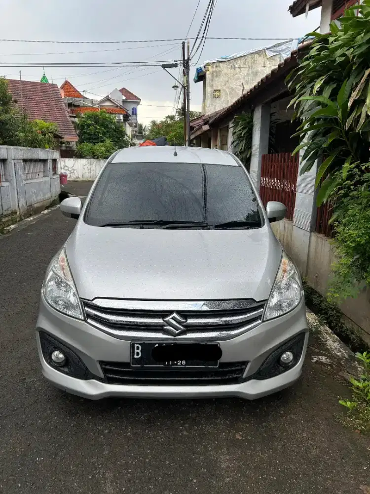 Suzuki Ertiga AT 2016 Matic Silver Murah