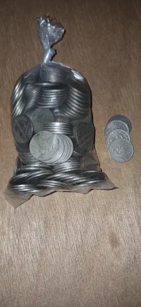 220 UANG KUNO KOIN CENDRAWASIH  RP.50