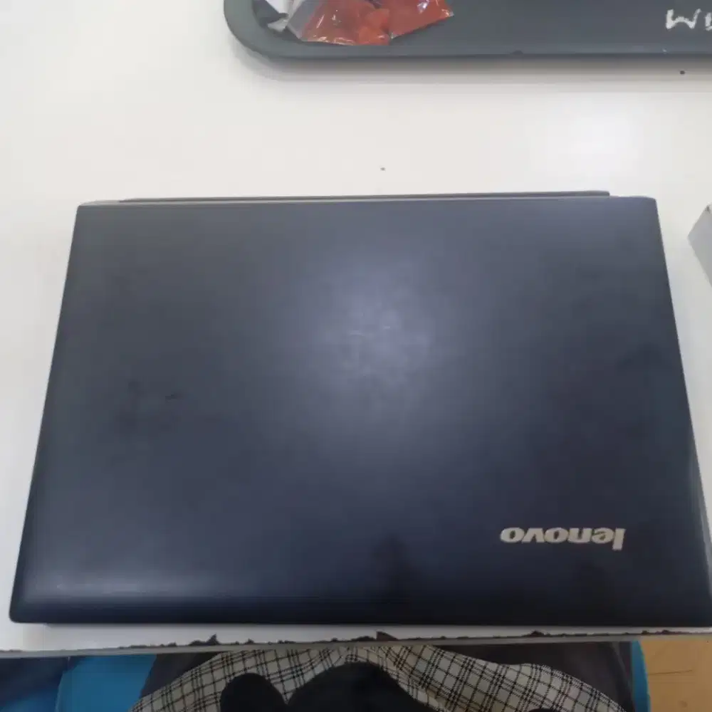 Laptop Lenovo Windows 10 Pro Core i5 RAM 8 GB