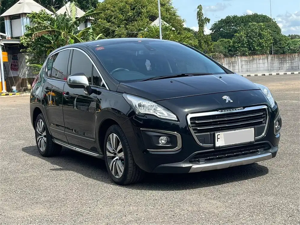 TERMURAH!! PEUGEOT 3008 1.6 AT HITAM 2016
